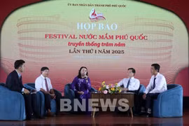 Les délégués à la conférence de presse, le 18 juin à la ville de Phu Quôc. Photo: VNA