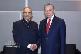 Le secrétaire général du Parti communiste du Vietnam (PCV) et président vietnamien, To Lam (droite), rencontre le résident du Timor-Leste, José Ramos-Horta. Photo: VNA