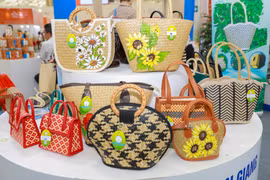 Foire d'Automne 2025 : des produits écologiques valorisent les marques vietnamiennes