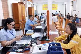 La transformation numérique contribue à réduire les délais de traitement des procédures administratives dans la province de Quang Tri. Photo : VNA