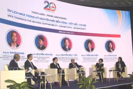 Le forum sur le thème « Le tourisme MICE à la nouvelle ère» se tient à Hô Chi Minh-Ville. Photo : VNA 