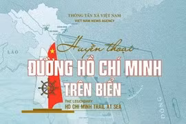 Le livre photo bilingue vietnamien-anglais intitulé "La légende de la piste Hô Chi Minh en mer". Photo: baotintuc.vn