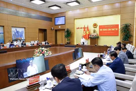 Le président de l’Assemblée nationale et président du Conseil électoral national, Tran Thanh Man, préside la 4ᵉ réunion du Comité du Parti de l’Assemblée nationale pour le mandat 2025-2030. Photo: VNA