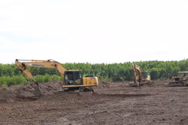 Hung Yen accélère la libération des terrains pour un projet de golf et d’urbanisme de 1,5 milliard de dollars. Photo: VNA