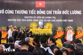 Cérémonie d’inhumation de l’ancien président Tran Duc Luong à Quang Ngai. Photo: VNA