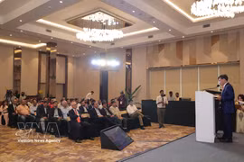 L’ambassade du Vietnam en Inde et le gouvernement de l’Uttar Pradesh ont organisé, le 25 septembre à Greater Noida, un forum consacré à la coopération dans les secteurs du tourisme et de l’aviation. Photo: VNA