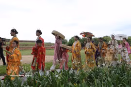 Parade « Bach hoa bô hành » 2026 : « Convergence des styles vietnamiens »
