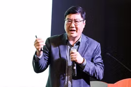Nguyen Thu Phong, vice-président de l'Association des architectes du Vietnam et fondateur de la Galerie Architecture & Matériaux. Photo: tuoitre.vn