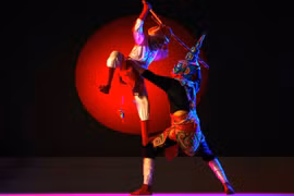 La communauté khmère s’efforce de préserver la danse Chằn, un art du masque singulier marqué par la culture khmère. Photo: VNA