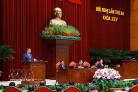 Le secrétaire général du Parti et président de la République, To Lam, prononce le discours d'ouverture du 3e Plénum du Comité central du Parti du 14e mandat. Photo : VNA