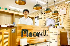 Ngo Ngoc Khanh, propriétaire de la librairie Macaw. Photo: I LOVE VIETNAM