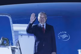 Le dirigeant To Lam quitte Mumbai pour se rendre au Sri Lanka. Photo : VNA