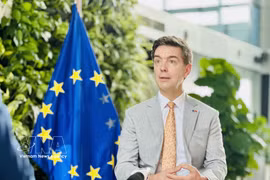 L’ambassadeur de l’UE au Vietnam, Julien Guerrier. Photo: VNA