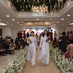 Défilé de l’ao dai lors de la cérémonie célébrant le 7e anniversaire de l’Association des femmes vietnamiennes immigrées (VMWA) à Ansan. Photo: VNA