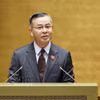 Le ministre des Finances, Ngô Van Tuân, présente à l’Assemblée nationale les orientations pour l’élaboration de la Loi sur le budget de l’État (consolidée). Photo : VNA