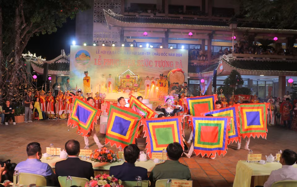 Cette reconnaissance est le résultat des efforts concertés et de l'étroite collaboration entre les autorités de la province d’An Giang, les experts du patrimoine et le ministère de la Culture, des Sports et du Tourisme.