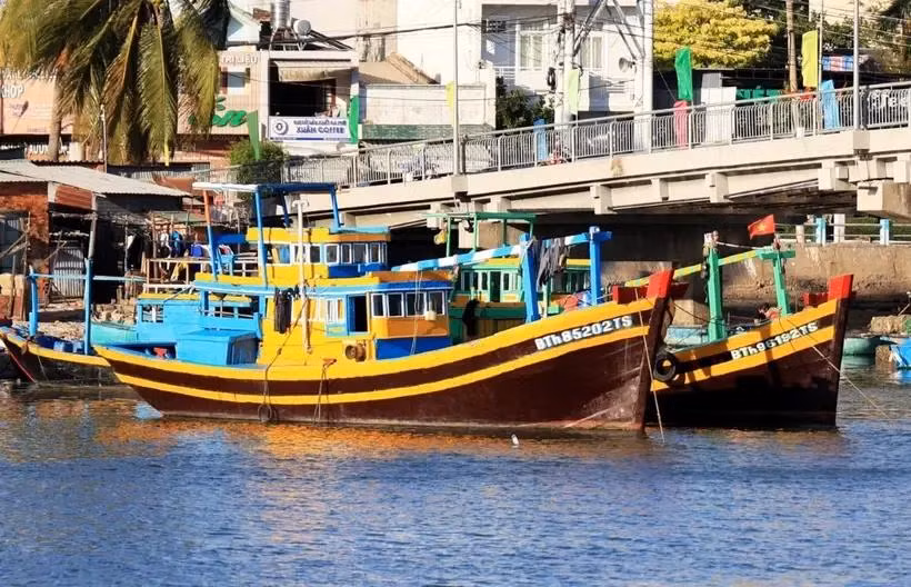 INN : la province de Binh Thuan déterminée à mettre fin à la pêche illégale