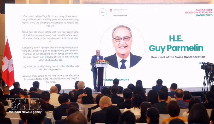 Le président de la Confédération suisse Guy Parmelin prononce un discours. Photo: VNA