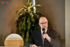 Adam Sitkoff, le directeur exécutif de la Chambre de commerce américaine (AmCham) à Hanoï. Photo: VOV