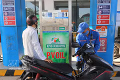 L’essence E10 (E10RON95) est disponibles à la pompe au Vietnam depuis le 1er juin 2026. Photo : VNA
