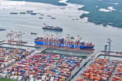 Vue aérienne de Cai Mep - Thi Vai, le plus grand cluster de ports en eau profonde du Vietnam. Photo: VTC
