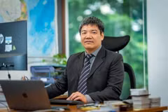 L'économiste en chef de la BAD au Vietnam, Nguyên Ba Hung. Photo : nhandan.vn