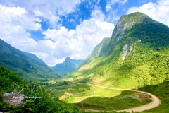 La vallée de Xuân Truong au sein du géoparc mondial UNESCO de Non Nuoc Cao Bang. Photo: VNA