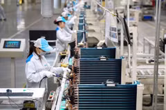 Le Vietnam va progressivement façonner l’écosystème des semi-conducteurs. Photo: Photo : MOST