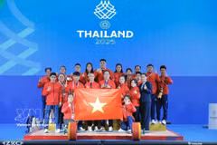 La délégation d'haltérophilie du Vietnam aux SEA Games 33 disputés en 2025 en Thaïlande. Photo : VNA