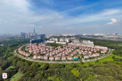 De vastes zones urbaines s'étendant sur des centaines d'hectares se profilent notamment dans les environs de Hanoi et de Hô Chi Minh-Ville. Photo : znews.vn
