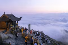Pagode Dông, au sommet du mont Yên Tu. Photo: Yên Tu Tung Lâm