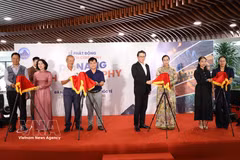 Lancement officiel du concours de photographie «Global Eyes on Dà Nang». Photo : VNA