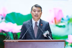 Le Premier ministre Lê Minh Hung s'exprime lors de la conférence politico-militaire de l’armée, à Hanoi, le 2 juillet. Photo: VNA