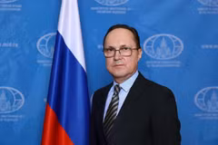L’ambassadeur de Russie au Vietnam Gennady Bezdetko. Photo : VNA