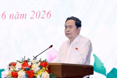 Le président de l’Assemblée nationale, Trân Thanh Mân, s’exprime en clôture de la conférence, à Hanoi, le 16 juin. Photo : VNA
