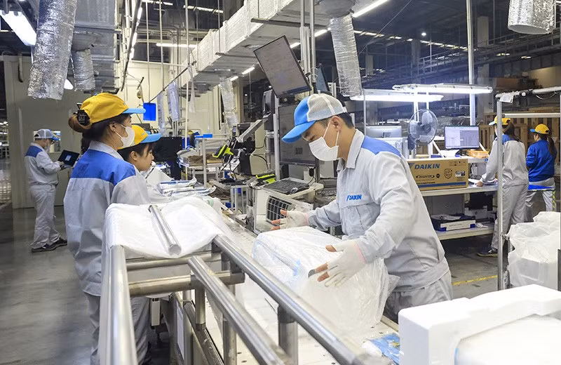 L’économie vietnamienne accélère malgré le “double impact” des défis