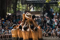 Bac Ninh : La fête du "Vat cau nuoc", un trésor culturel unique du Kinh Bac