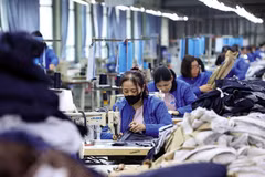 Les textiles et les vêtements font partie des produits qui profitent de l'accord de libre-échange UE-Vietnam pour être exportés vers l'Europe. Photo : https://baodautu.vn/