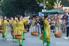 Le Festival de l’Automne de Hanoï 2026 se tiendra du 25 au 27 septembre. Photo: nhandan.vn