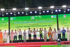Cérémonie de lancement du programme "Pour un environnement vert national": Photo: Bnews