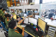 Les particuliers et les entreprises demandent des visas. Photo : Internet