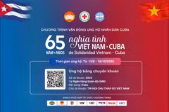 Le programme vise à collecter au moins 65 milliards de dôngs (environ 2,47 millions de dollars) afin d'apporter une aide précieuse à Cuba face aux défis actuels. Photo: Comité central de la Croix-Rouge du Vietnam