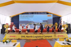Cérémonie de mise en chantier du « DHL North Logistics Campus » dans le parc industriel de Yen My. Photo: Vietnam+