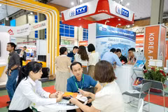 447 consultations commerciales sont menées entre les exposants sud-coréens et des acheteurs vietnamiens. Photo: Secutechvietnam