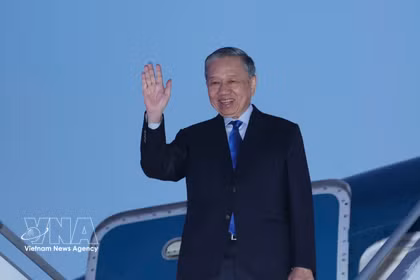 Le secrétaire général du Parti communiste du Vietnam et président de la République, To Lam termine avec succès sa visite d’État au Canada. Photo : VNA
