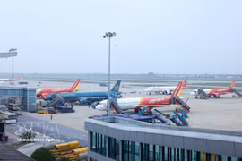 Dans un aéroport vietnamien. Photo : VNA