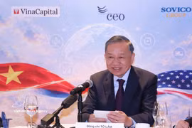 Le secrétaire général du Parti communiste du Vietnam (PCV) et président de la République, To Lam, à une table ronde avec des dirigeants d’institutions financières et de fonds d’investissement américains. Photo : VNA