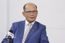 Uch Leang, directeur par intérim du Département d’études sur l’Asie, l’Afrique et le Moyen-Orient de l’Institut des relations internationales relevant de l’Académie royale du Cambodge, également président de l’Association des anciens étudiants cambodgiens au Vietnam. Photo : VNA