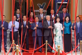 Lors de la cérémonie d'inauguration du siège du Centre financier international à Ho Chi Minh-Ville. (Photo : Vietnam+/VNA)