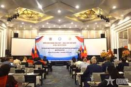 Le premier Forum populaire Vietnam-Russie s'est clôturé le 1er octobre. Photo: qdnd.vn